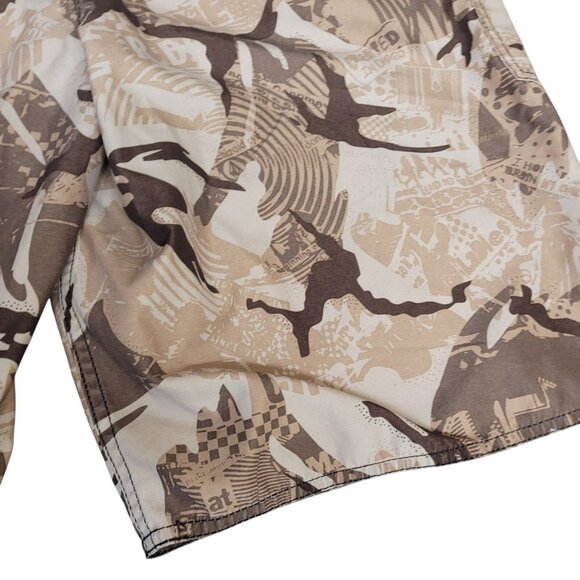 Volcom Hawaii Mod Tech Camo AOP Board‎ Shorts Mens 33 Beach Swim Trunks - Picture 13 of 15